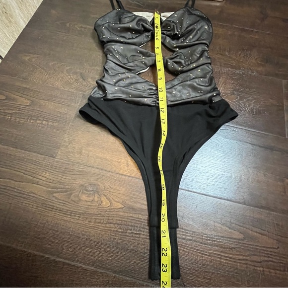 Black body suit cutouts bow ruching Lulus small gold flecks - Picture 3 of 7